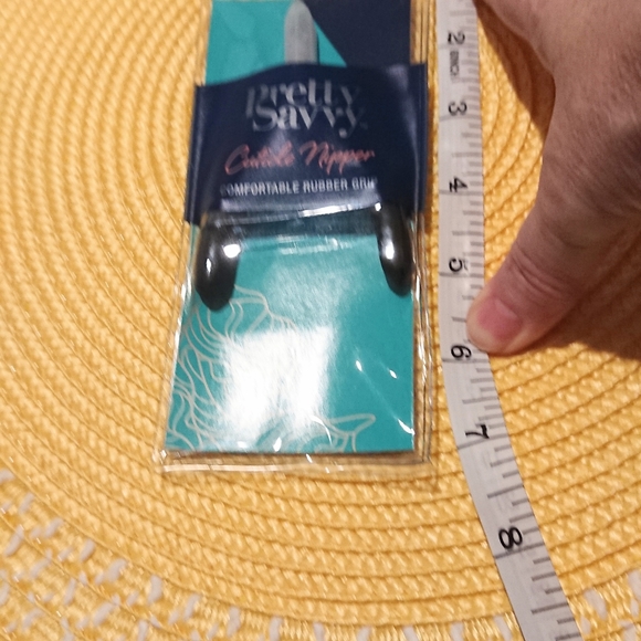 Pretty Savvy Cuticle Nipper. New in original packaging - Picture 4 of 9